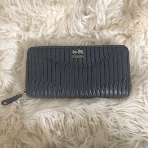 Coach accordion zip wallet